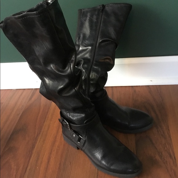 Boots - Picture 5 of 5